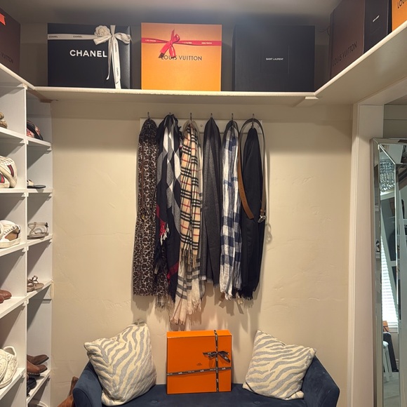 Meet Sarah - Picture 7 of 10